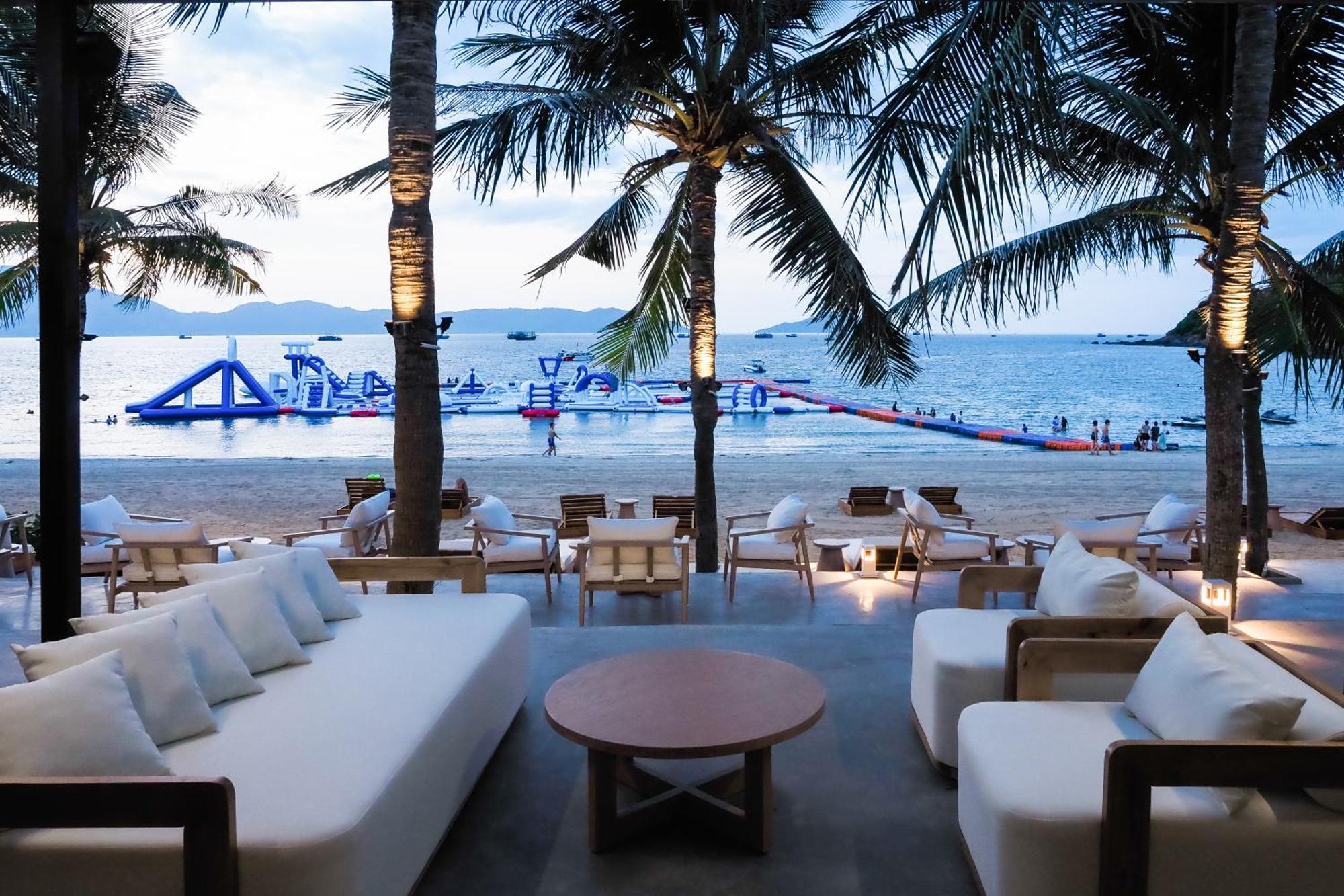 Bounce Beach Resort And Spa ダナン市 エクステリア 写真