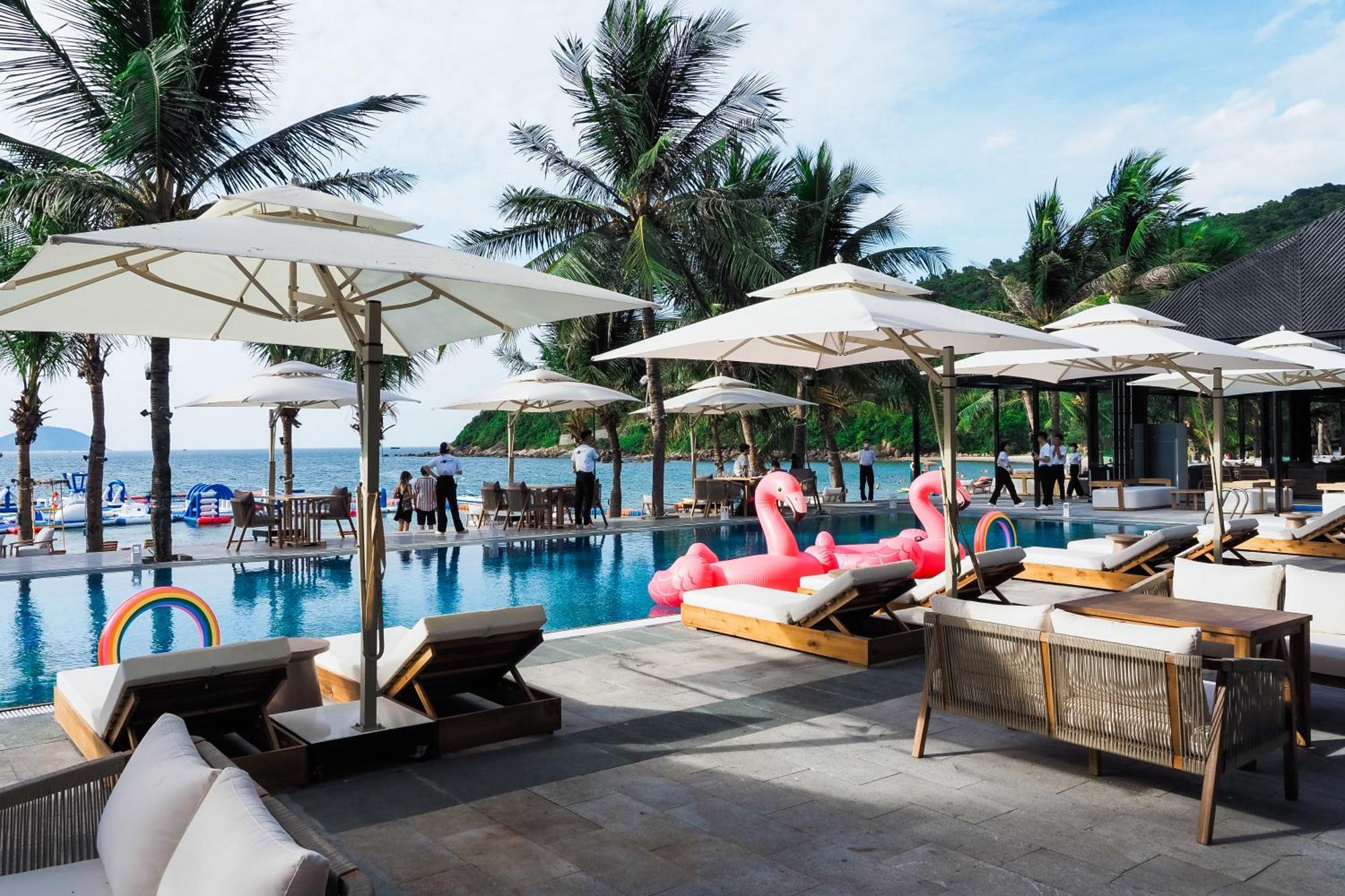 Bounce Beach Resort And Spa ダナン市 エクステリア 写真